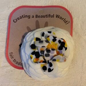 Lucuma Designs White Flower Snap Hair Clip Barrette Fair Trade Handmade NEW